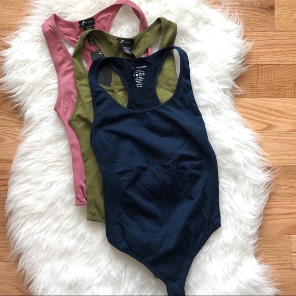 NWT 3 Pack Bodysuits